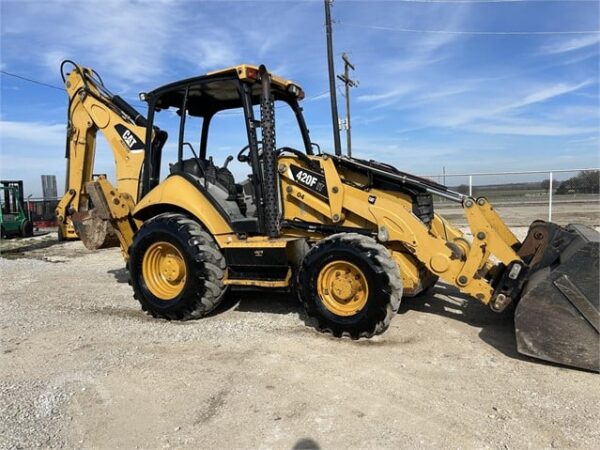 CAT 420F IT