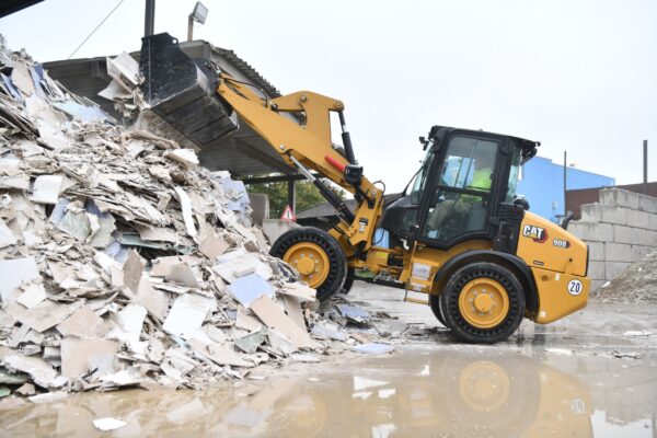 Compact Wheel Loaders 908